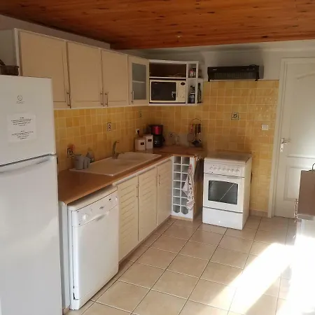 Duplex De 70m2 Mitoyen Apartment